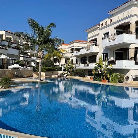 Eleona'S Royal Gardens By Yiota - Luxury 2 Bed Apartment In Exclusive Complex 페이야 외부 사진