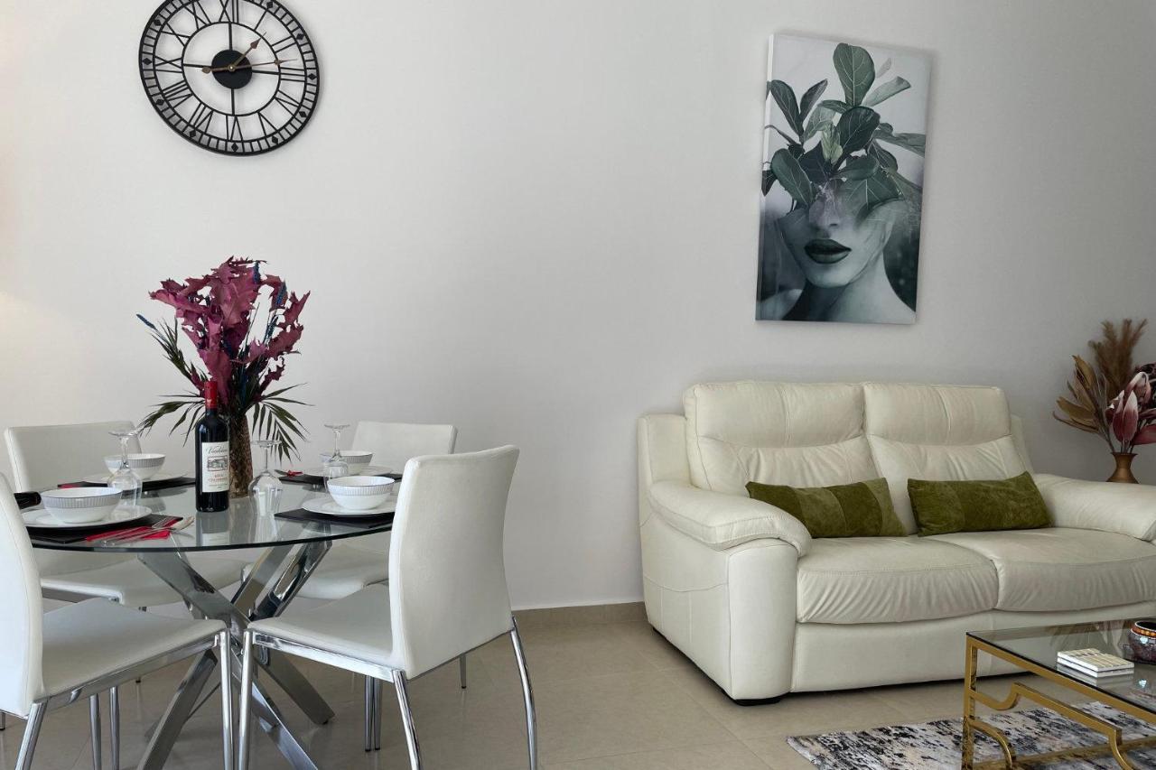 Eleona'S Royal Gardens By Yiota - Luxury 2 Bed Apartment In Exclusive Complex 페이야 외부 사진