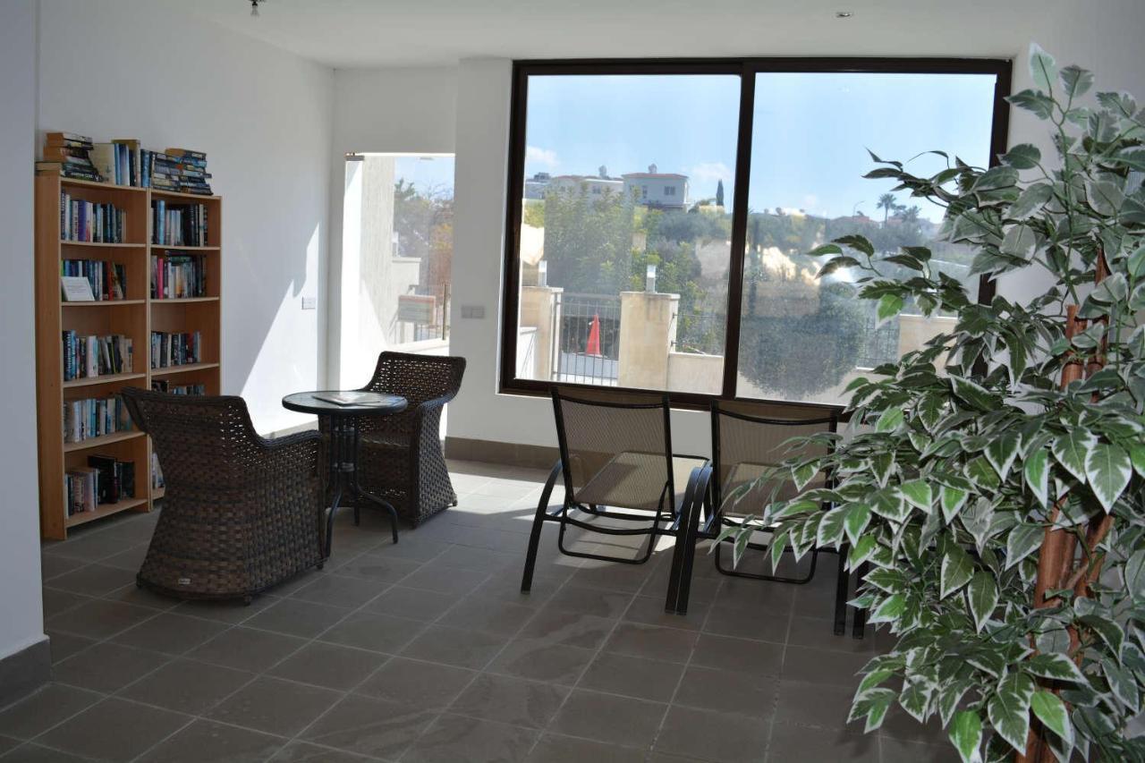 Eleona'S Royal Gardens By Yiota - Luxury 2 Bed Apartment In Exclusive Complex 페이야 외부 사진