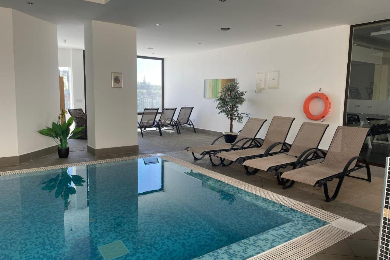 Eleona'S Royal Gardens By Yiota - Luxury 2 Bed Apartment In Exclusive Complex 페이야 외부 사진